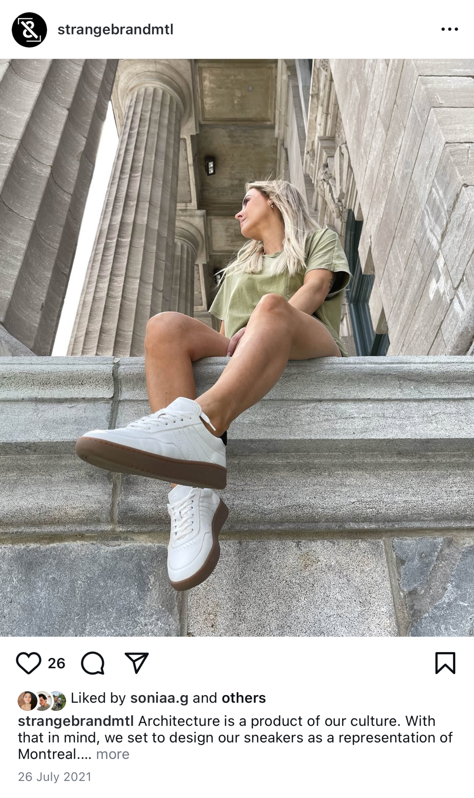 Photo from instagram feature a simple & strange sneaker.